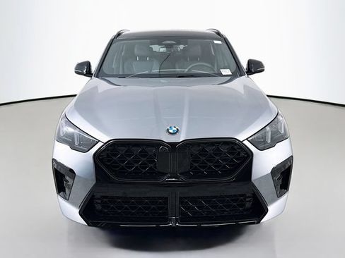 New 2026 BMW X2 xDrive28i w/ Technology Package AWD/4WD image 2