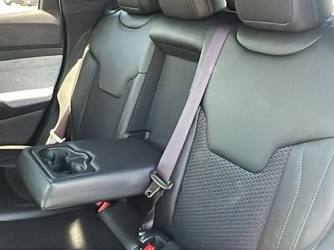 New 2025 Jeep Compass Latitude image 18