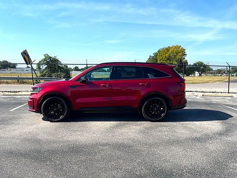 Used 2022 Kia Sorento SX FWD image 4