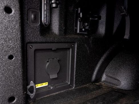 Used 2023 Ford F150 Raptor AWD/4WD image 7