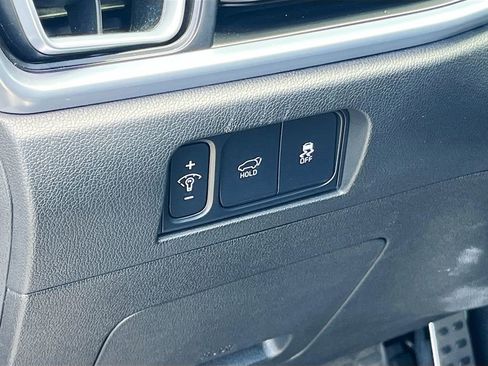 Used 2024 Kia Sorento SX image 10