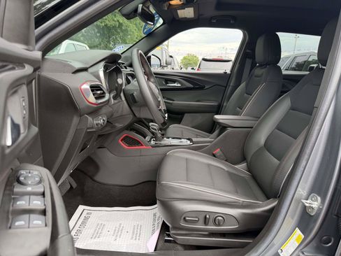 Used 2021 Chevrolet TrailBlazer RS w/ Sun and Liftgate Package AWD/4WD image 10
