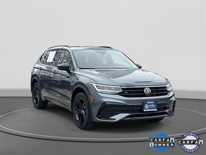 Certified 2024 Volkswagen Tiguan SE R-Line