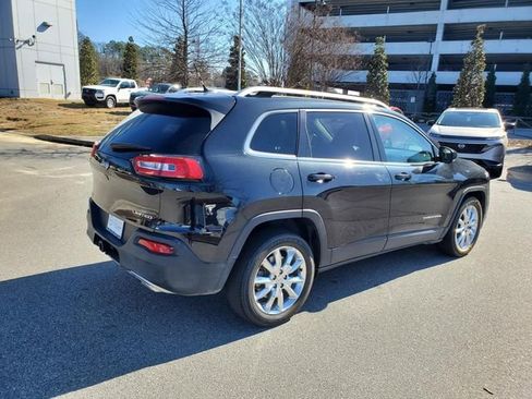 Used 2015 Jeep Cherokee Limited w/ Luxury Group image 6