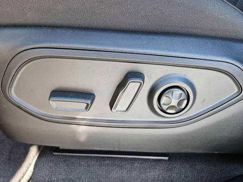 New 2026 Jeep Grand Cherokee Laredo X image 17