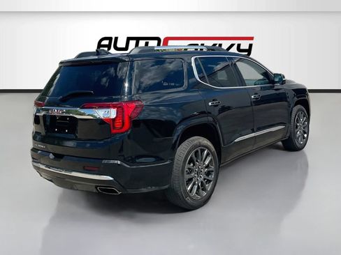 Used 2023 GMC Acadia Denali w/ Black Diamond Edition FWD image 7
