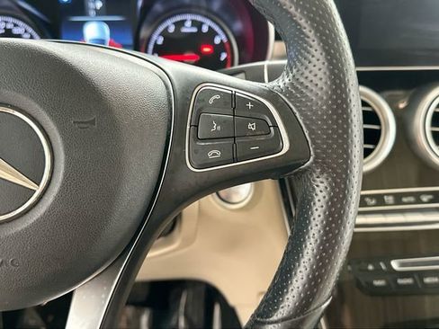Used 2018 Mercedes-Benz GLC 300 4MATIC image 10