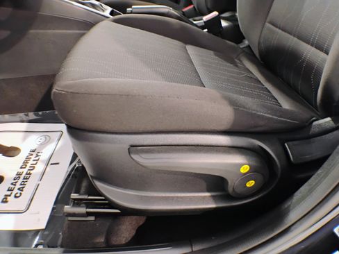 Used 2021 Hyundai Venue SE image 42