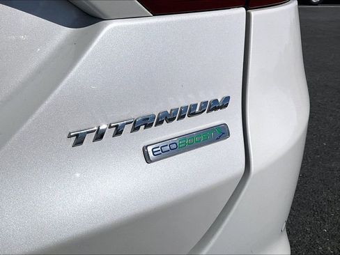 Used 2016 Ford Fusion Titanium FWD image 6
