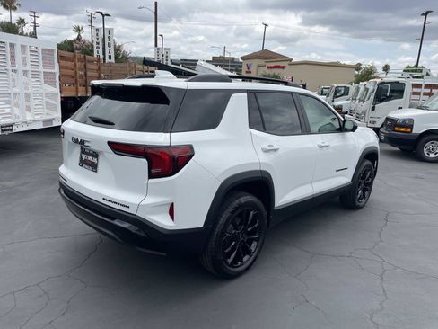New 2026 GMC Terrain Elevation w/ Elevation Premium Package FWD image 5