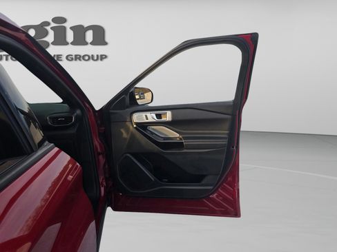 Used 2023 Ford Explorer ST w/ Equipment Group 401A image 28