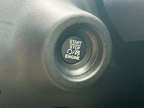 Used 2024 RAM ProMaster 3500 w/ Delivery Van Package image 28