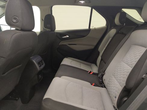 Used 2020 Chevrolet Equinox LS w/ LS Convenience Package FWD image 18