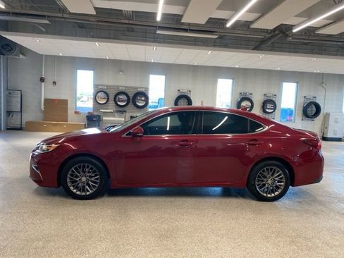 Used 2018 Lexus ES 350 w/ Premier Package FWD image 10