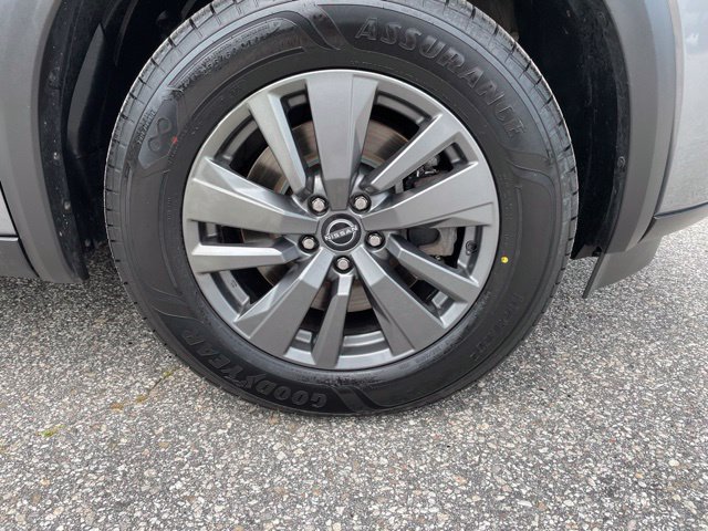 Used 2023 Nissan Pathfinder SV AWD/4WD image 6