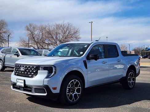 Used 2025 Ford Maverick Lariat w/ 4K Tow Package image 3