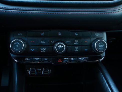 Used 2023 Dodge Durango GT image 18