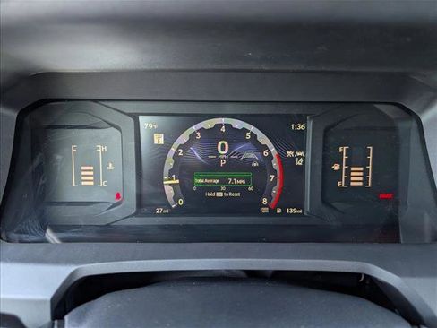 Certified 2025 Toyota Tacoma SR5 AWD/4WD image 13