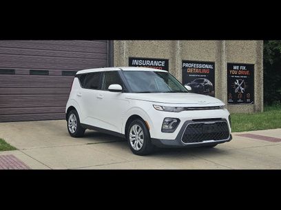 Used 2022 Kia Soul LX