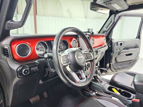 Used 2021 Jeep Wrangler Unlimited Rubicon image 18