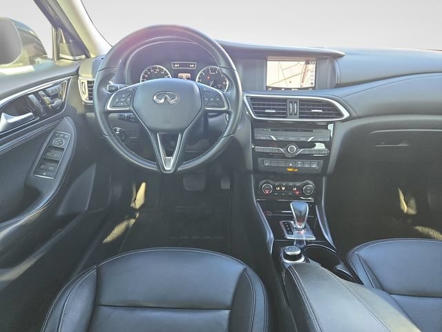 Used 2019 INFINITI QX30 AWD image 10