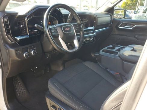Used 2024 GMC Sierra 1500 SLE image 20