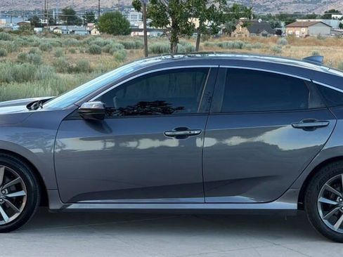 Used 2020 Honda Civic EX-L image 5