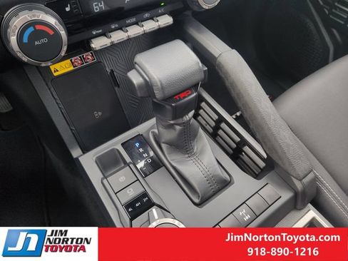 Used 2025 Toyota Tacoma TRD Off-Road w/ TRD Off Road Upgrade Package AWD/4WD image 21