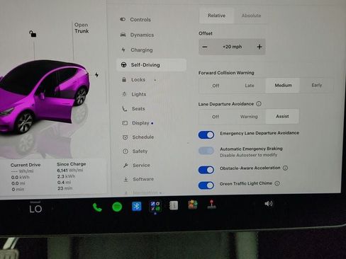 Used 2023 Tesla Model Y Long Range AWD/4WD image 18
