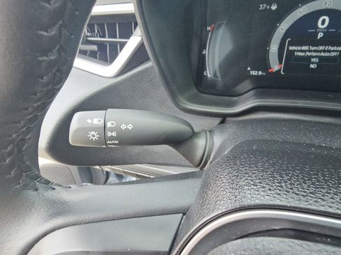 Certified 2025 Toyota Corolla SE FWD image 13