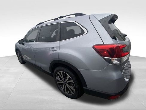 Used 2020 Subaru Forester Limited w/ Popular Package #3 AWD/4WD image 6