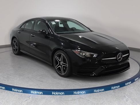 Used 2022 Mercedes-Benz CLA 250 4MATIC image 4