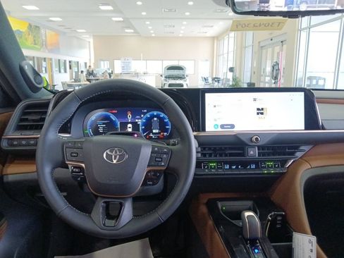 New 2026 Toyota Crown Signia AWD/4WD image 30