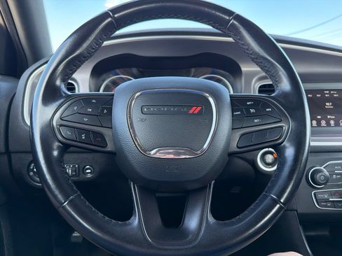 Used 2022 Dodge Charger SXT RWD image 20