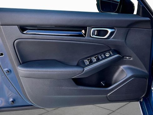 Used 2025 Honda Civic Sport Touring image 22