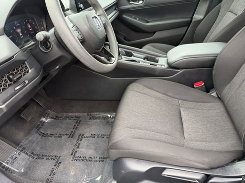 Used 2023 Honda Accord LX image 7