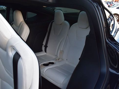 Used 2016 Tesla Model X 75D image 23