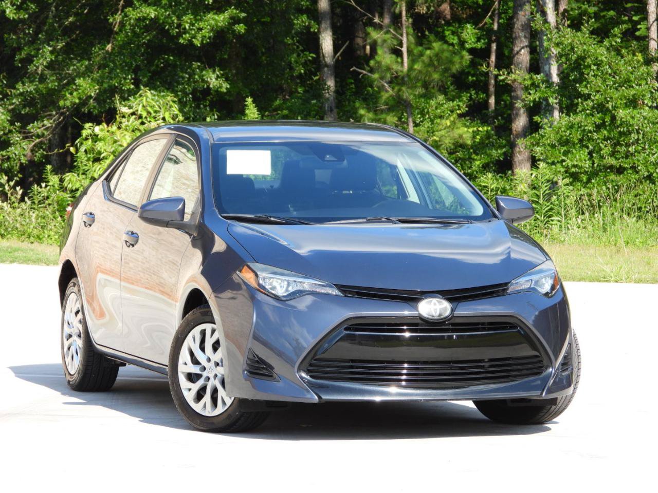 Used 2019 Toyota Corolla LE FWD image 11