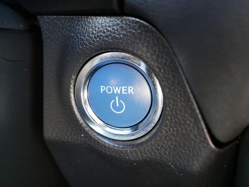 Used 2021 Toyota RAV4 XLE Premium image 29