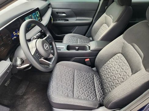 New 2026 Nissan Kicks SV image 9