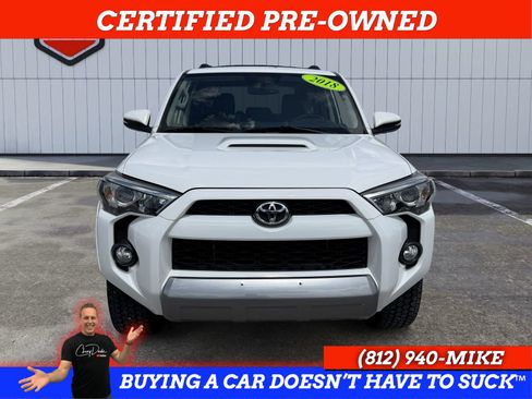 Used 2018 Toyota 4Runner TRD Off-Road Premium AWD/4WD image 11