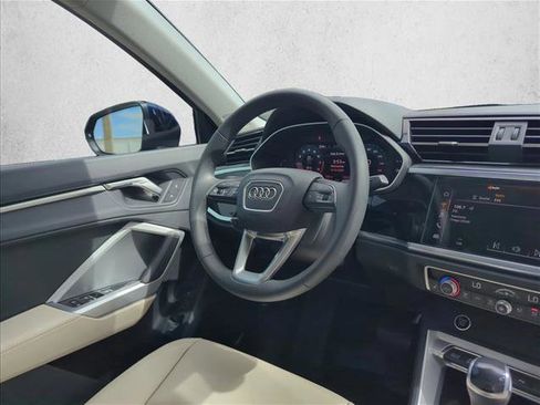 Used 2025 Audi Q3 2.0T Premium AWD/4WD image 28