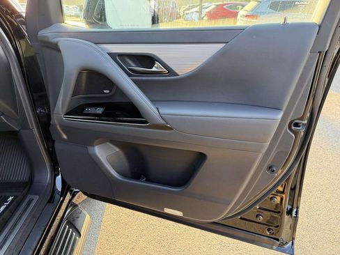 Used 2024 Lexus LX 600 F Sport image 15