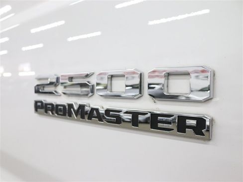 Used 2023 RAM ProMaster 2500 FWD image 11