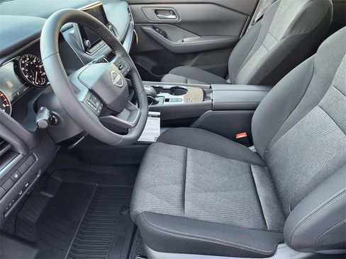 New 2026 Nissan Rogue SV image 8