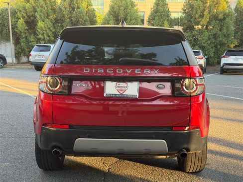 Used 2018 Land Rover Discovery Sport HSE AWD/4WD image 10