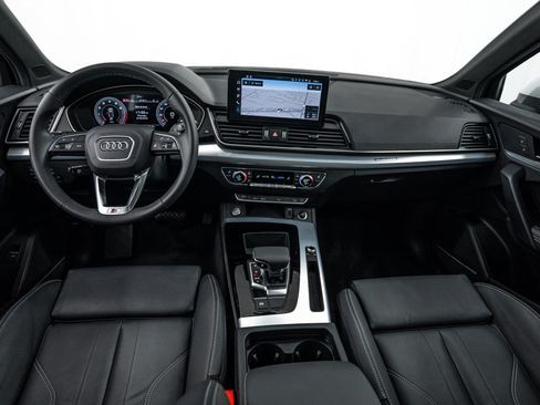 Used 2024 Audi Q5 2.0T Premium Plus AWD/4WD image 16
