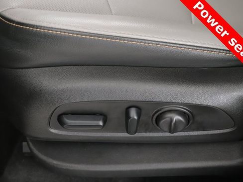 Used 2019 GMC Terrain SLT w/ Preferred Package image 18