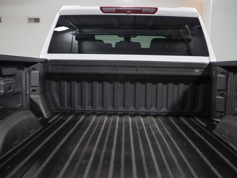 Used 2023 Chevrolet Silverado 2500 Custom w/ Custom Convenience Package image 31