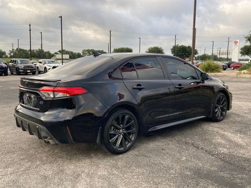 Used 2025 Toyota Corolla SE FWD image 5